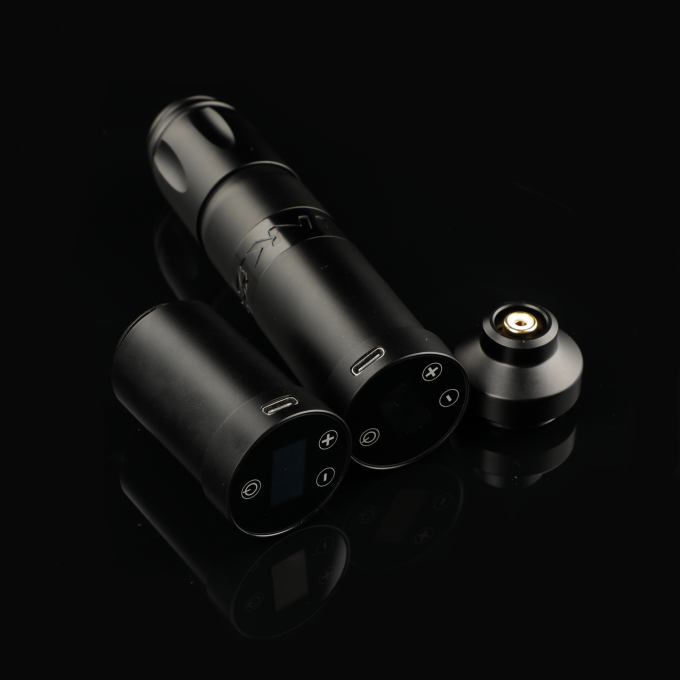 Edelstahl 1800mAh NARW drahtlose Tätowiermaschine 1-OLED-Display Touchscreen Batterie Dreh-Tattoo-Pistole Tätowierfeder mit RCA-Leistung 5